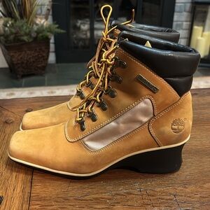 Timberland women’s wedge chukka wheat nubuck boots